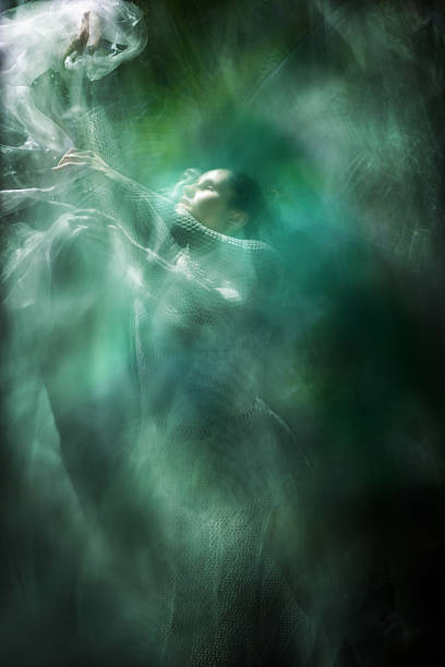 istock White Veil Double Movement Embrace 2215466684