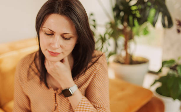 istock Woman With Sore Throat 2215466879