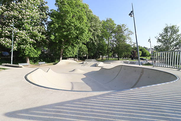 istock Dreux - Skate park 2215573939