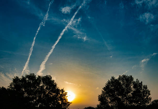 Sunrise and jet streaks