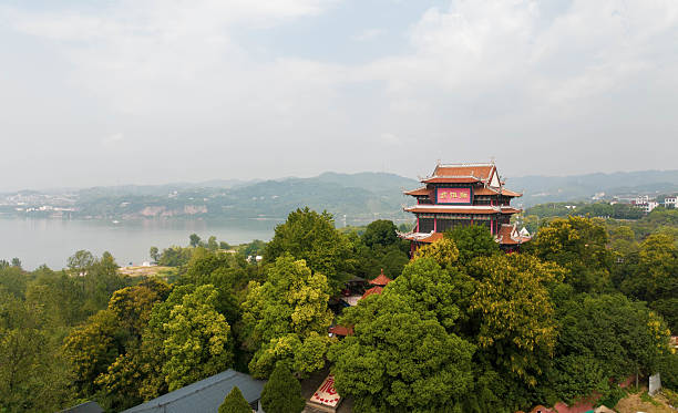 Yichang Beauty: Traditional Architecture and Water Scenery