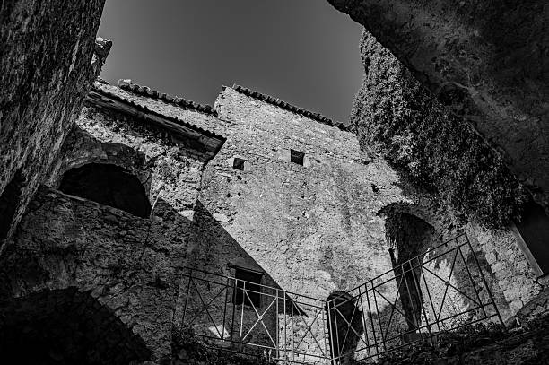 Pesche, village in the province of Isernia, in Molise, perched along the steep slopes of Mount San Marco, a white spot against the green of the mountain and the gray of the stones.