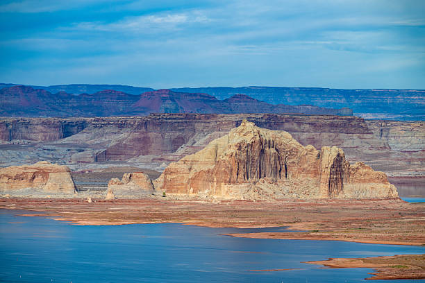 istock Scenic View of Lake Powell and Sandstone Cliffs in Arizona 2215820596