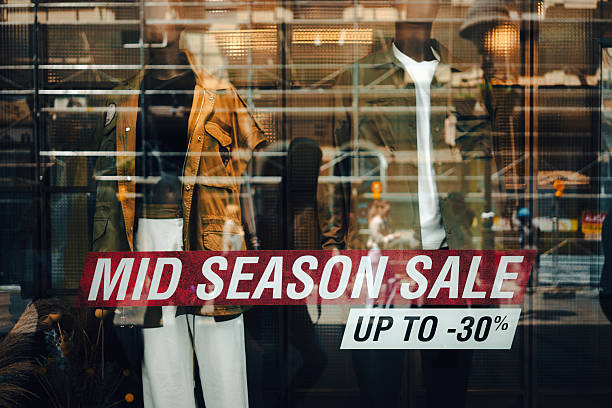istock Mid Season Sale up to 30% 2215834123