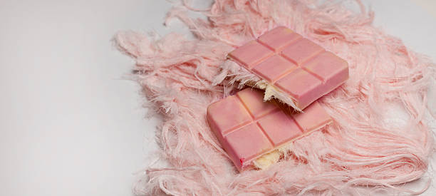 istock Broken pink chocolate bar filled with creamy pismaniye 2215895468