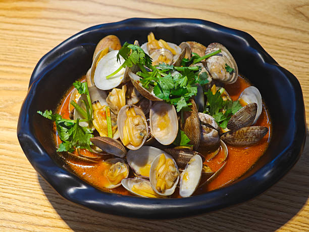 istock Chinese Food:Spicy soup with clams 2216009115
