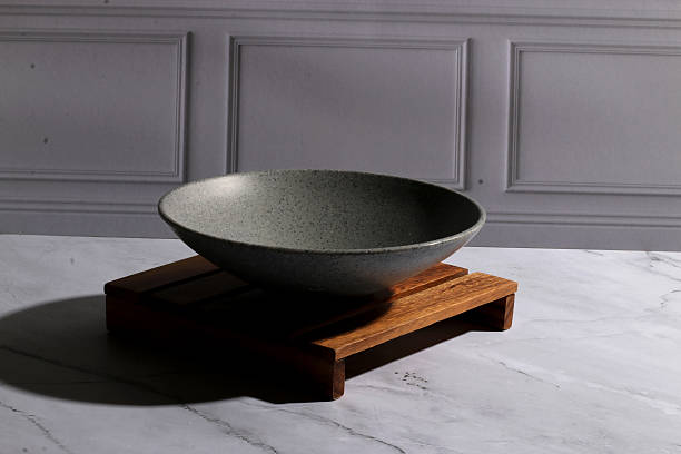 istock bowl coffee japanese closeup object photo wood kitchen modern dishware ceramic business restaurant 2216095075