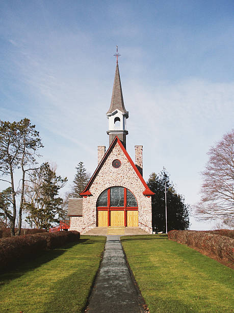 Built in 1922, with funds raised from Acadian communities throughout North America, the Memorial Church symbolizes the spirit of Acadian nationalism.