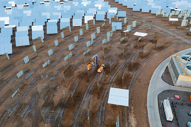 The cleaning vehicle is cleaning the solar mirror