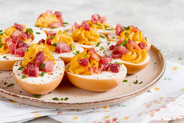 Ovo de Páscoa Recheado de Travessa: Fácil e Cremoso - receita deliciosa profissional - passo 3