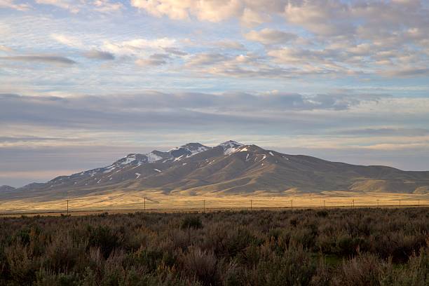 istock Sagebrush Rangeland 2217329312