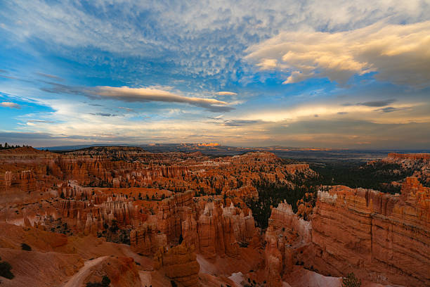 istock Warm sunset colors cloud movement over beautiful red rock canyon 2217381812