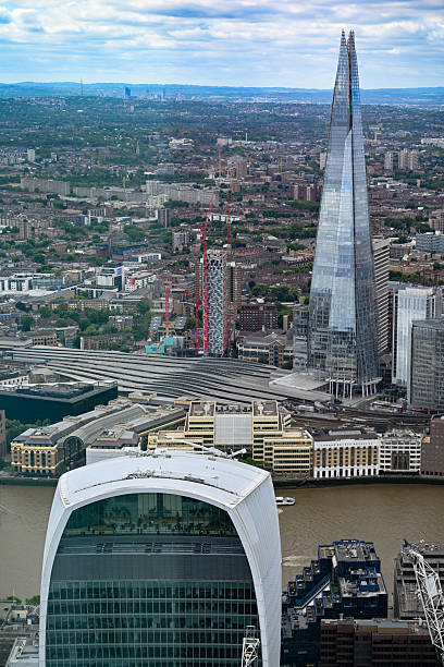istock Shard Skyscraper - London, UK 2217390747