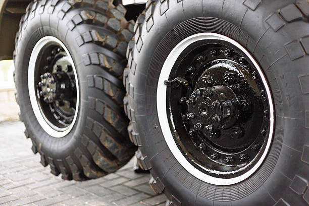 Massive wheels with a powerful tread pattern ensure reliable movement on any road surface