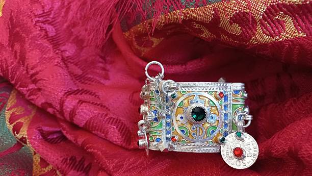 istock Amazigh jewelry TANBALT 2217632893