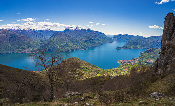 istock Vista sul Lago di Como dal monte Grona. 2217701107