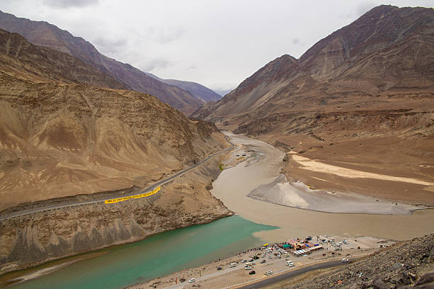istock Confluence of Indus and Zanskar rivers 2217879228