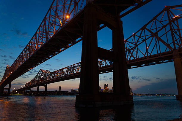 istock Crescent City Connection Bridge at Dusk 2217956947