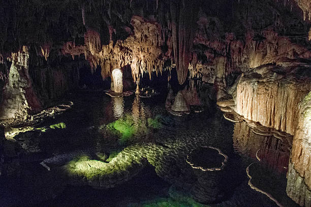 Onondaga Cave SP - Lily Pad Room Wide Angle