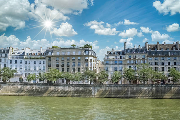 istock Paris, ile saint-louis and quai de Bethune 2217978151