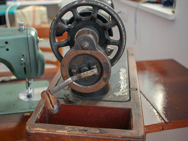 istock an old sewing machine at home 2218105088