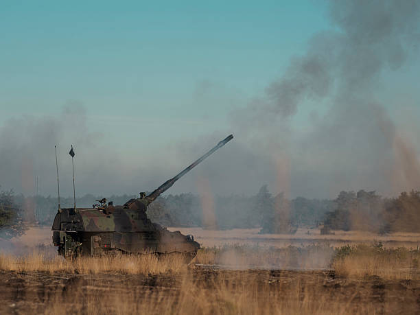 istock Panzerhaubitze 2000 in Smoky Battle Conditions During Live Fire 2218226927
