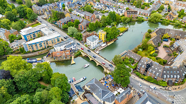 The River Thames making its way through the town of Maidenhead in Berkshire, UK