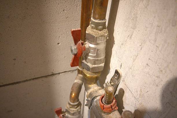istock Shut-off valve on the wall 2218281753