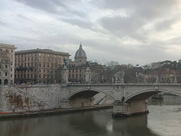 istock Ponte Vittorio Emanuele II 2218424083
