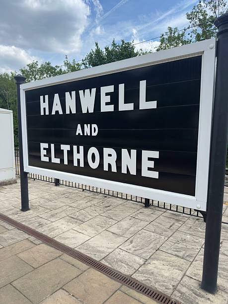 istock Hanwell and Elthorne sign post 2218452733