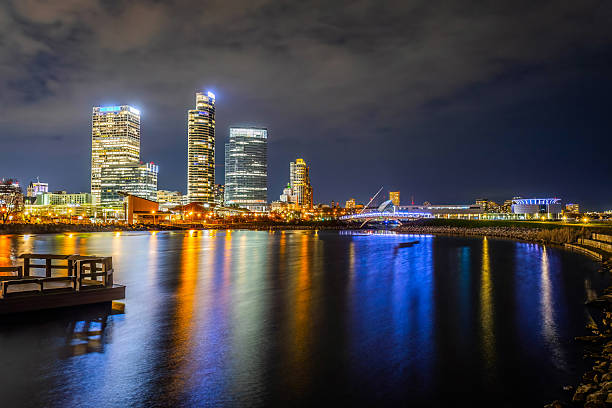 istock Skyline from Lakeshore State Park at Night 2218508694
