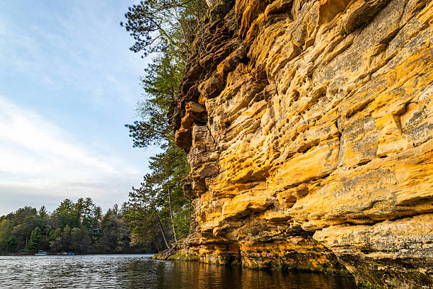 istock Sunset View of Scenic Cliffs at Mirror Lake 2218508822