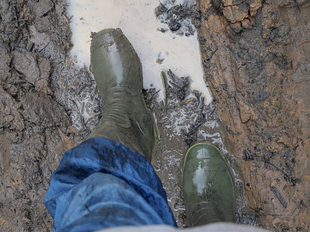 istock clean mud and street 2218532270