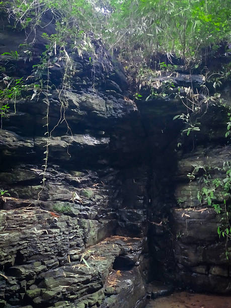 istock New walls eroded by nature 2218563002