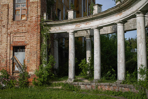 ruins of an ancient building with a colonnade