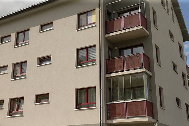 istock A residential building featuring balconies located in an urban environment 2218746993