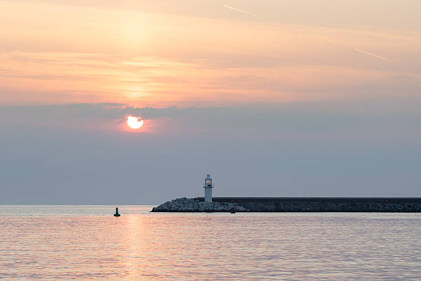 istock Sunrise over Brixham breakwater 2218774219