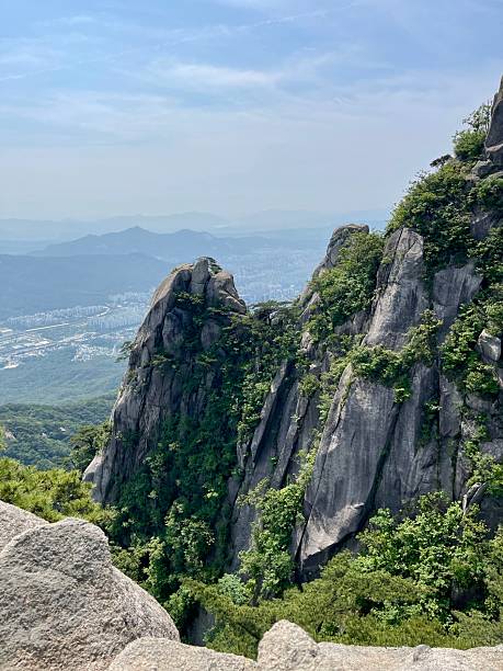 istock Weekend Hiking in Seoul Mountain 2218990290