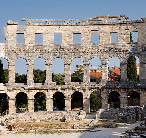 Die Arena von Pula