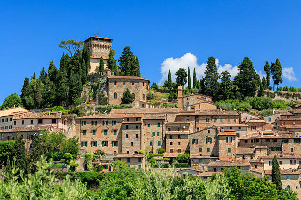 istock Cetona, Italian medieval townscape 2219092598