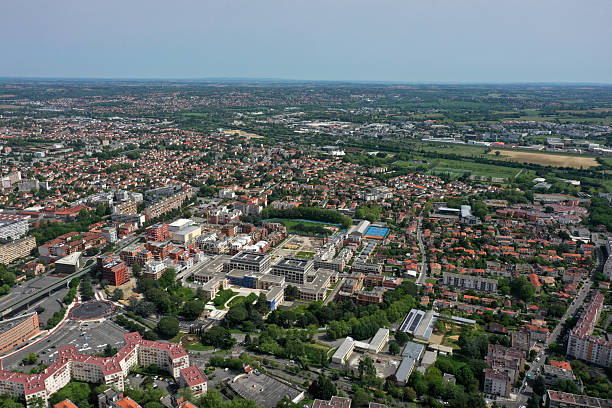 istock Toulouse City 2219367453