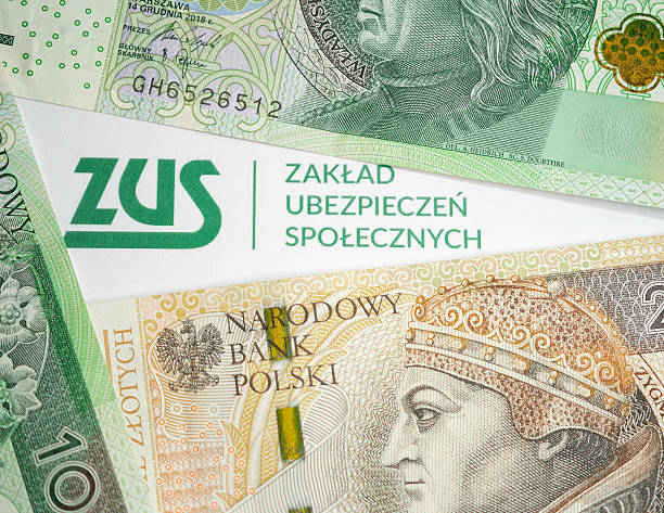 A letter from ZUS and Polish banknotes