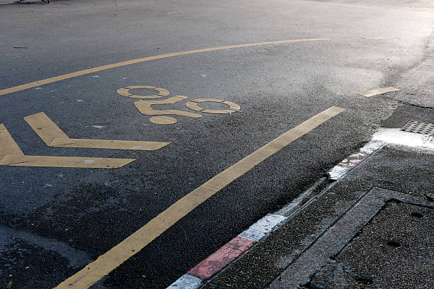 istock sign of traffic 2219584744