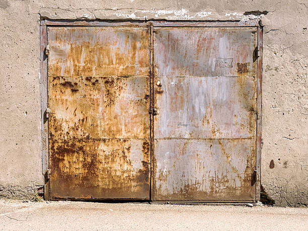 istock The door is rusted and old 2219589666