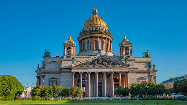 istock St Isaac's Cathedral in Saint Petersburg 2219740211