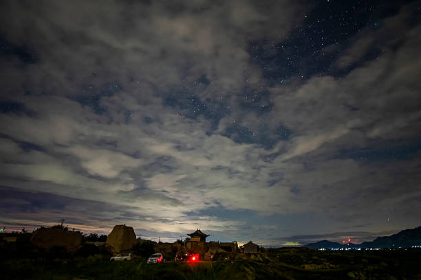 Low-latitude aurora, meteor, and the northern starry sky on November 12, 2025 (JST).