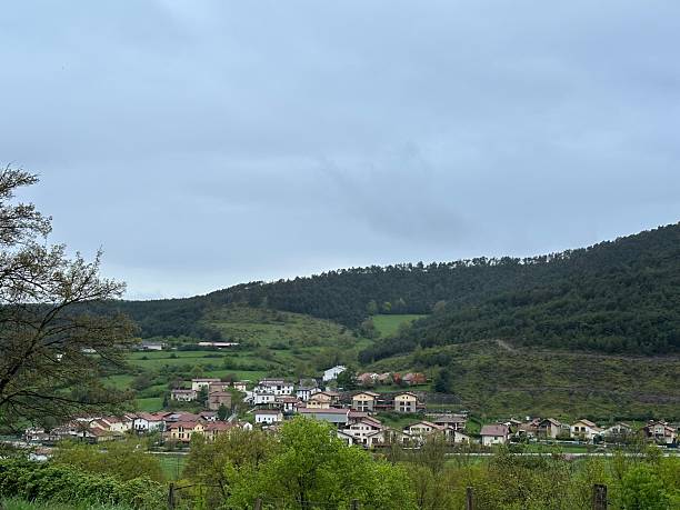 istock A town in the mountains 2219964276