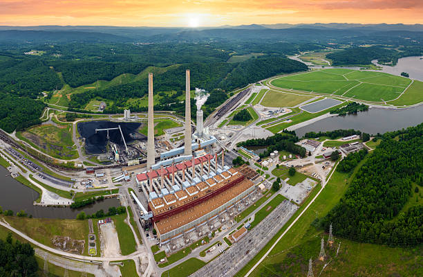 istock Coal run power station in Kingston, Tennessee. Major coal-fired power plant producing electricity. Fossil fuel usage for energy production 2220002352