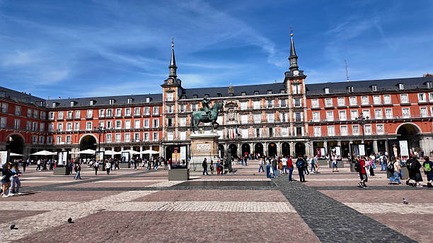istock Scenic Mayor Square at Madrid Comunidad de Madrid Spain. 2220027718