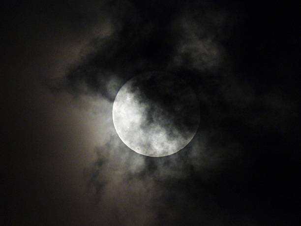 istock Strawberry Moon with passing clouds in the background - June 11, 2025 10:09PM EST 2220106675